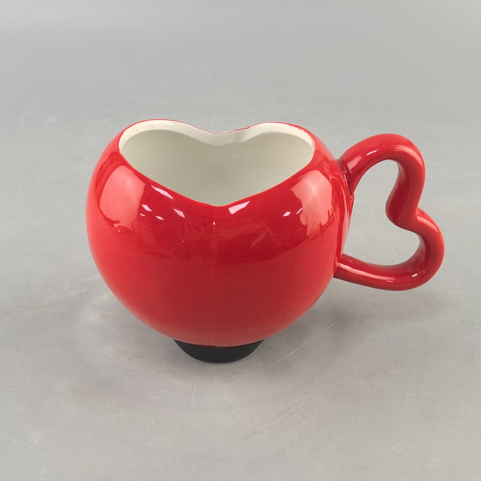 Nuevo creativo de cerámica encantador cariño pequeño taza encantadora curación emoción taza de cerámica tridimensional regalo de graduación