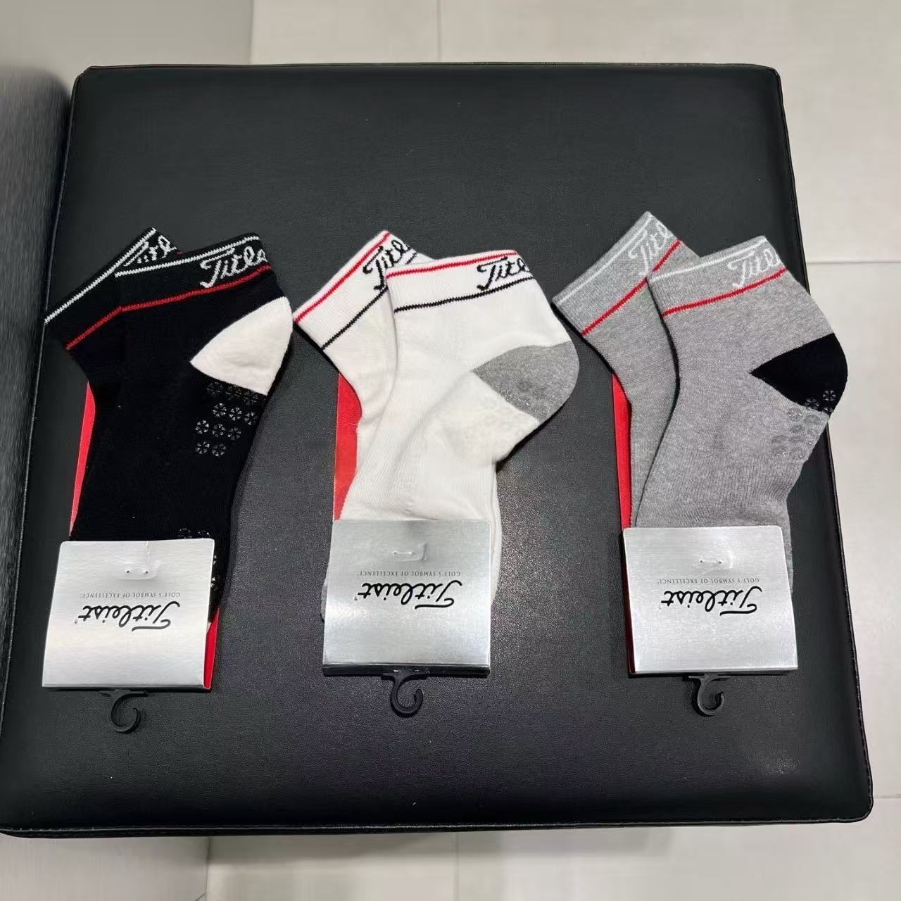 26 Years of New Korean Golf Socks for Men and Women, Couple Style, Summer Casual Sports Towel-Soled Non-Slip Short Socks