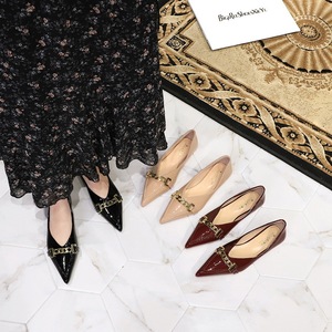 2873-5 European and American style versatile flat shoes, glossy patent leather, shallow mouthed pointed metal chain deco