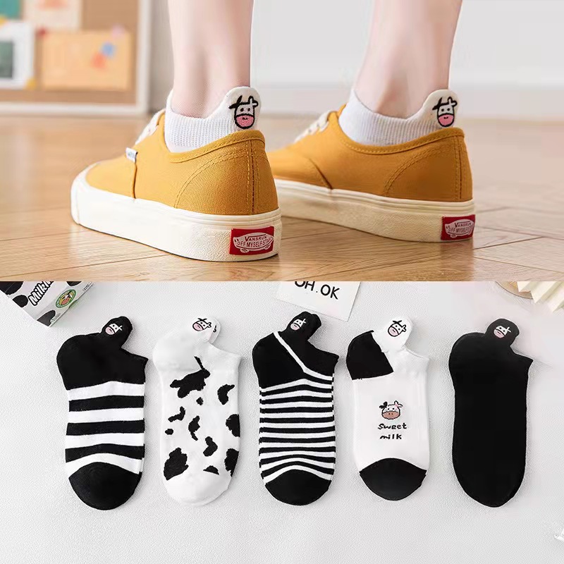 Primavera y verano calcetines de tobillo de algodón de las mujeres de corte bajo blanco y negro patrón de leche punto bordado calcetines de las mujeres ins moda calcetines de algodón japonés