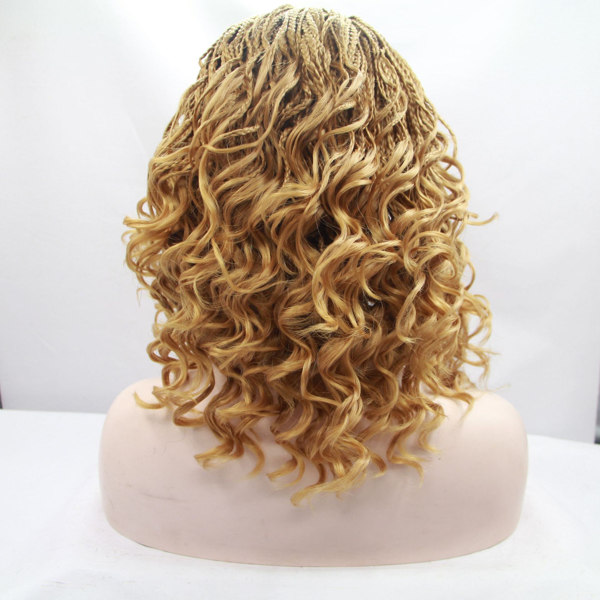 Europa y los Estados Unidos NEWLOOK frente de encaje moda nuevo cabello corto larga trenza pelucas transfronterizas encaje frente Wigs