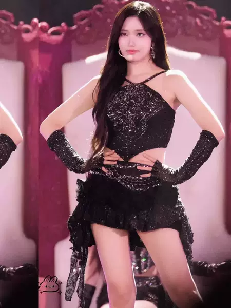 Idol Lee Rui's heavy-duty stage outfit 2026 new model black sparkling diamond performance costume in stock