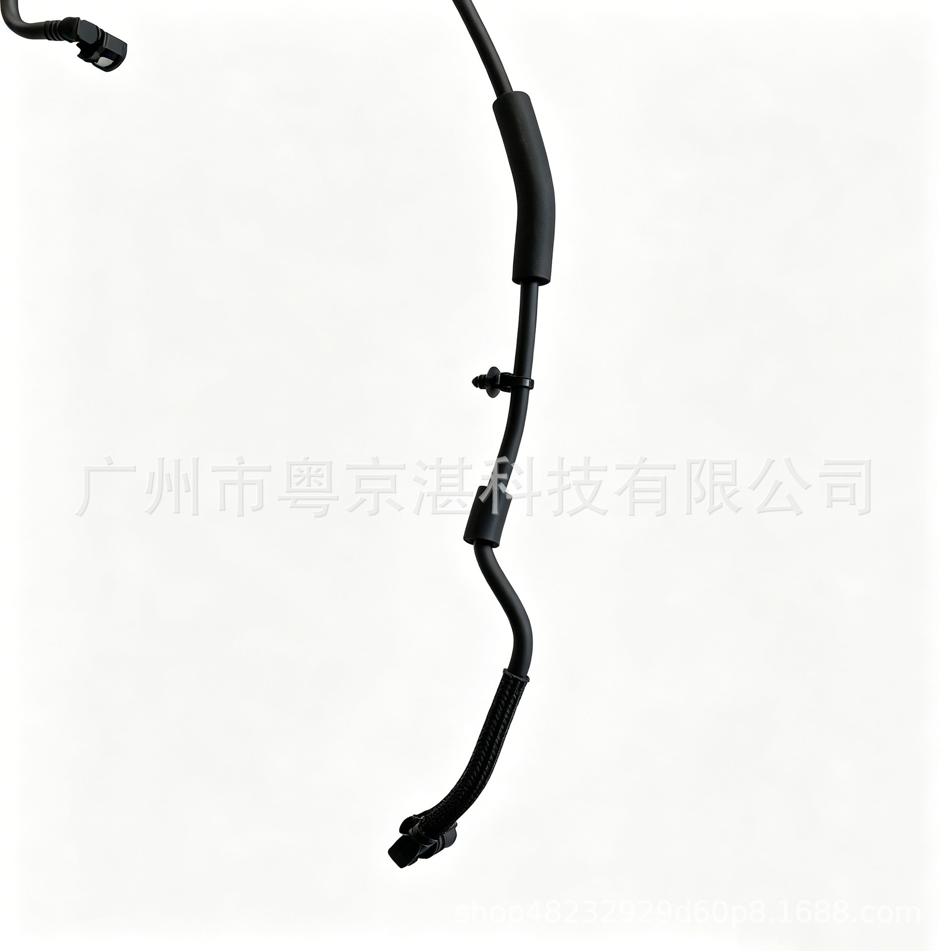 LR140897 LR185774 cooling hose is suitable for Land Rover Range Rover Velar 2021-2023