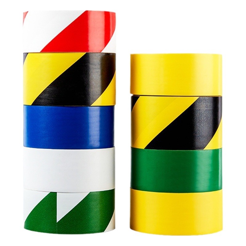 Cinta de advertencia Cinta de cebra amarilla negra Cinta de piso de PVC impermeable resistente al desgaste Cinta de posicionamiento de tráfico 5S