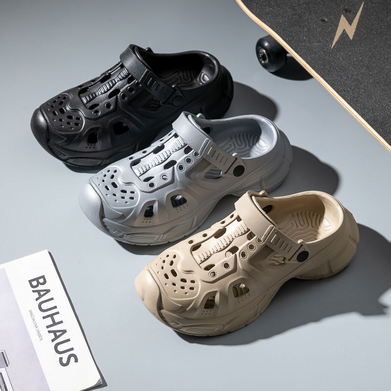 Thick-soled Baotou Hole Shoes Men's Summer Outfit Fashionable Lightweight Eva Beach Sandals for Going Out