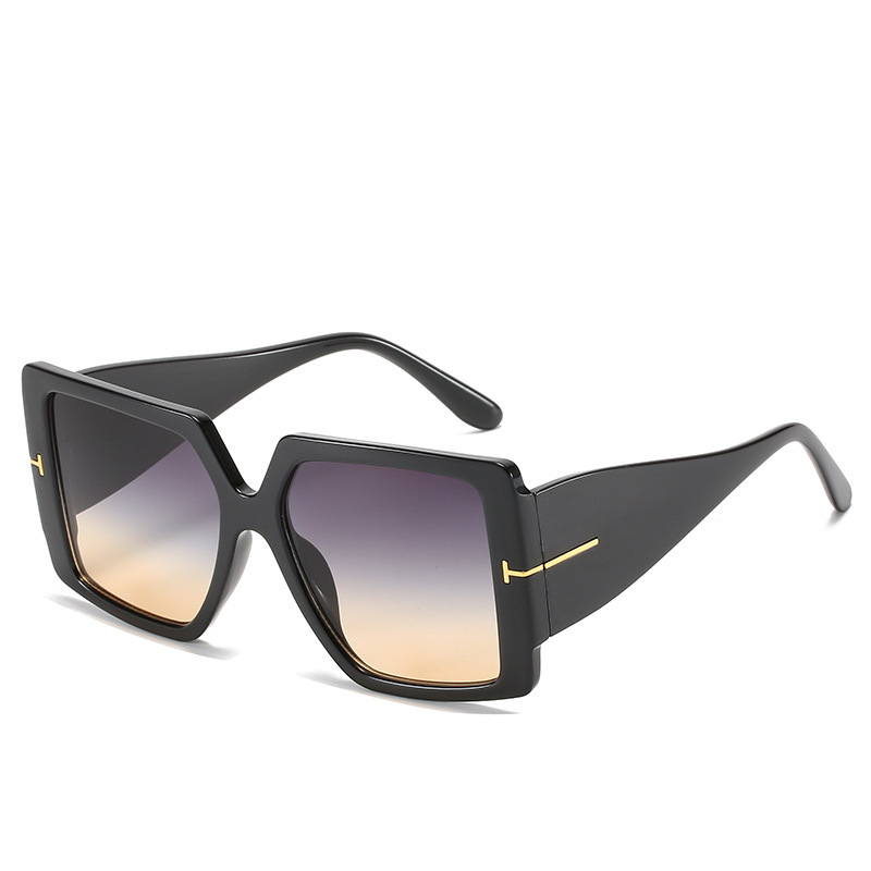 검정색 프레임 녹색 및 노란색 필름