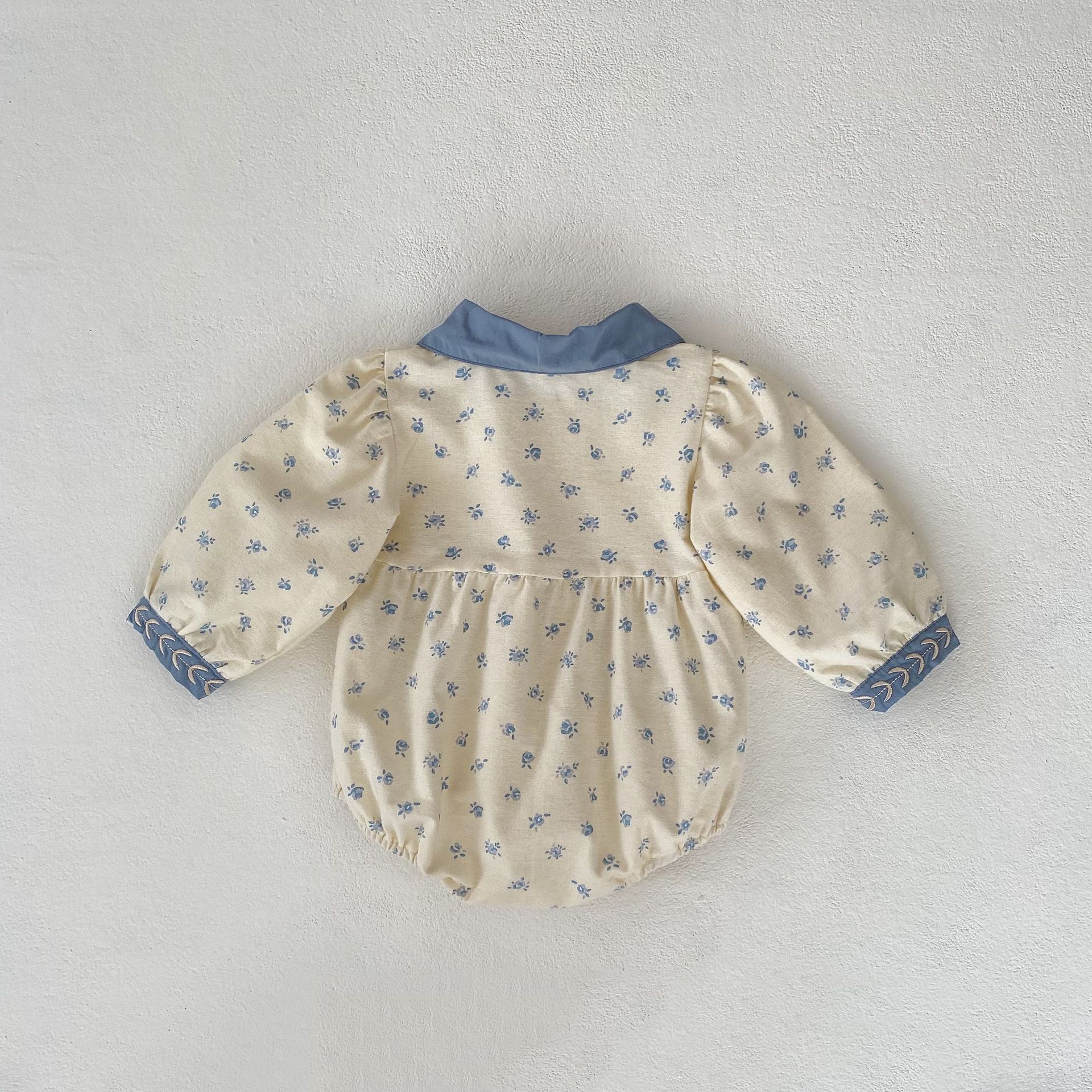 INS 2024 Autumn Infant and Girl Baby Floral Contrast Collar Embroidered Long Sleeves Yi Ha Skirt Bag Butt jumpsuit_voghion.com