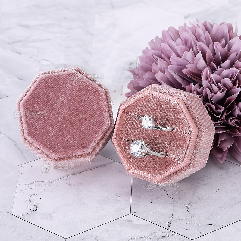 성숙한 파우더, 싱글 링 박스 [귀걸이 보관 가능]