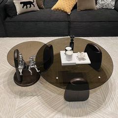 ラウンドコーヒーテーブルリビングルームホーム小さなアパートライト高級モダンなティーテーブルシンプルでクリエイティブな強化ガラスコーヒーテーブルテーブルの組み合わせ