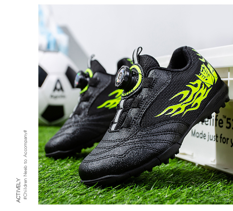 Chaussures de foot pour garçon avec fermeture à boucle_voghion.com
