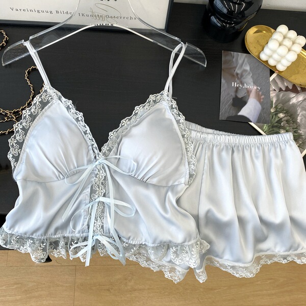 Lace sexy light and thin pijama with bow