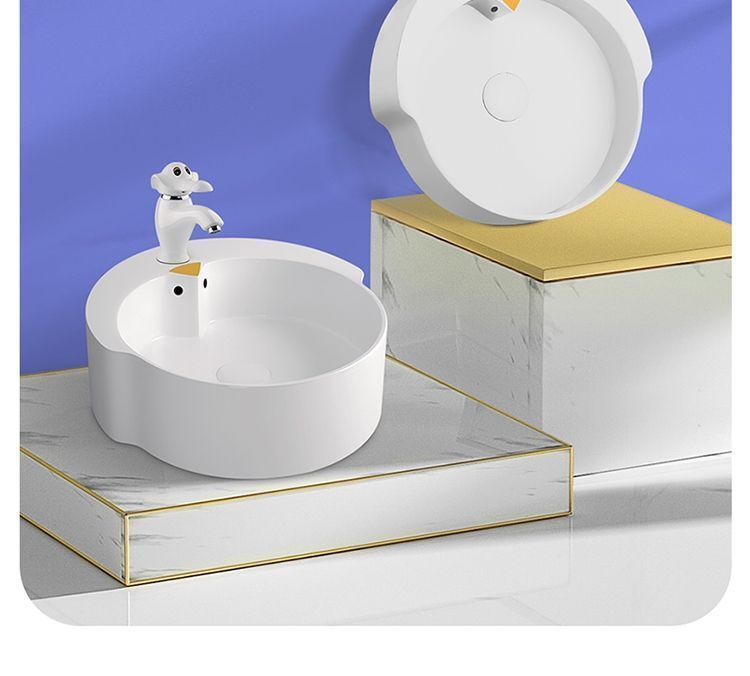 Kindergarten children's colored ceramic penguin squat toilet, boy urinal, urine bag, washbasin, washbasin platform undefined