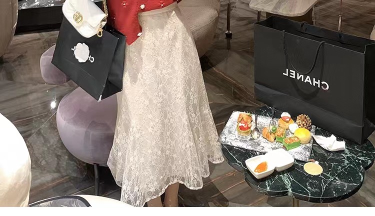 A new Japanese school-style, stylish and youthful knitted cardigan with a three-dimensional beaded floral sweater coat for women in the autumn of 2022 pic 33