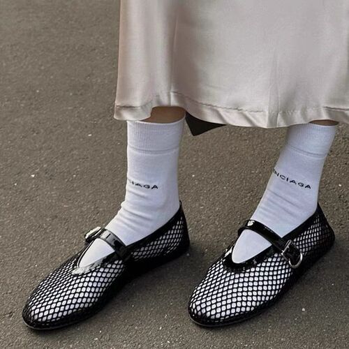 Leather round head niche fish grid hollow ballet flat women's new fashion simple flat buckle single shoe