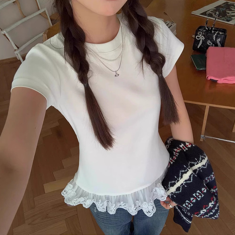 Lace Splicing White Round Neck Short-Sleeved T-Shirt for Women 2025 Summer New Slimming Look Niche Top Trendy Lace Splicing White Round Neck Short-Sleeved T-Shirt for Women 2025 Summer New Slimming Look Niche Top Trendy