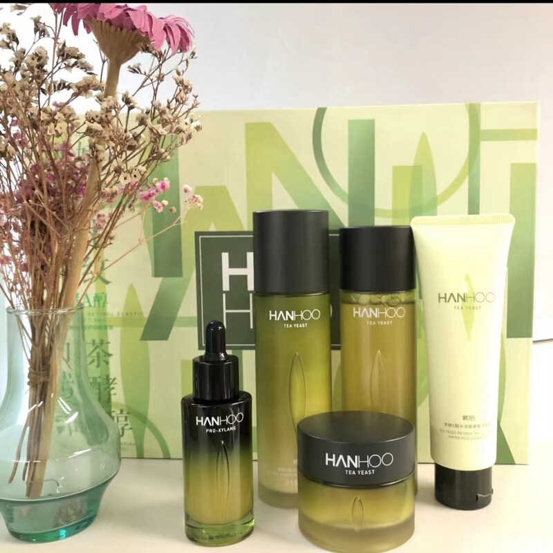 Hanhou Water Emulsion Set Tea Rui Tea a Peptide Ruby Hydrodynamic Cleansing Water Emulsion Cream Skin Care Product Set Gift Box