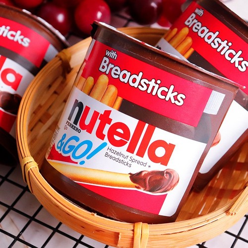 Imported from Italy, Nutella children's chocolate sauce finger biscuit sticks Internet celebrity snacks delivery service/52g