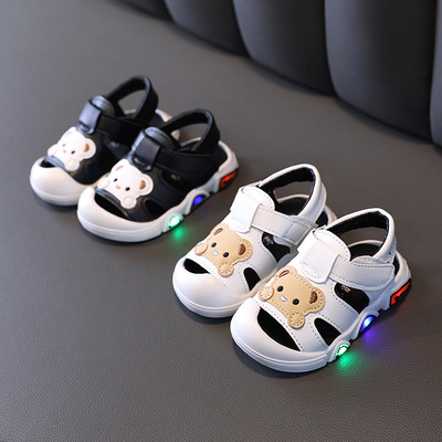 男童凉鞋2021夏季包头沙滩鞋宝宝学步鞋婴儿软底轻便卡通亮灯童鞋
