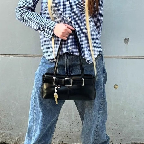 2025 Korean niche design bag online bestseller crossbody handbag shoulder bag underarm bag with belt buckle, Korean women's bag