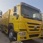 出口销售厢货车380马力潍柴发动机前四后八渣土运输车豪翰NX牵引