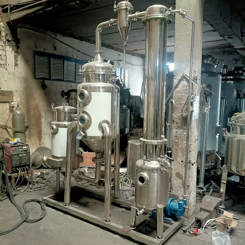 真空单效外循环浓缩器减压低温降膜废水处理蒸发设备批发节能