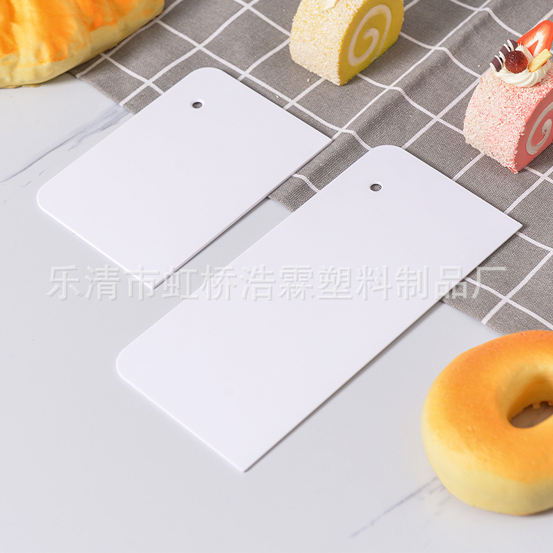 Espátula de crema de plástico espátula alargada espátula de pastel de crema raspador de ángulo recto herramienta de pastel para hornear en el hogar