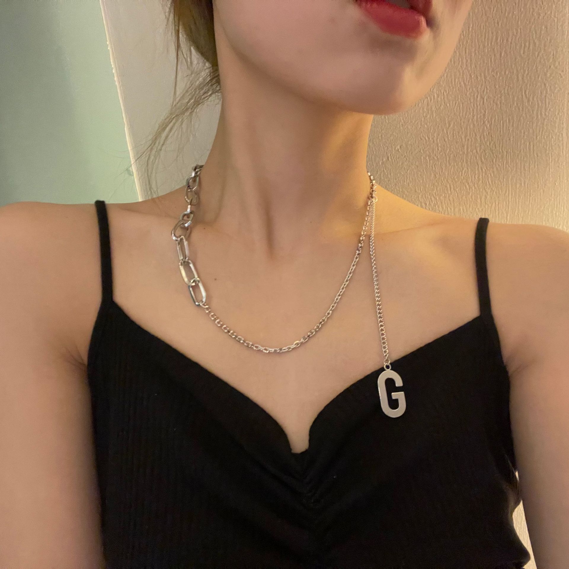 Fashion New Style Simple Letter Thickness Chain Necklace display picture 1