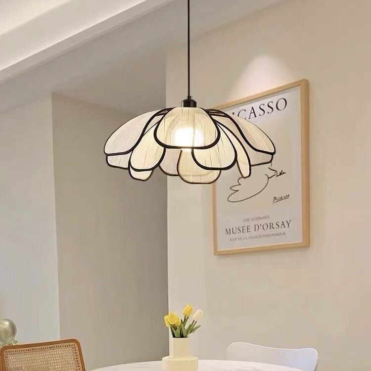 French Cream Style Chandelier Simple Homestay Dining Room Living Room Bedroom Japanese Art Handmade Flower Petal Lamp