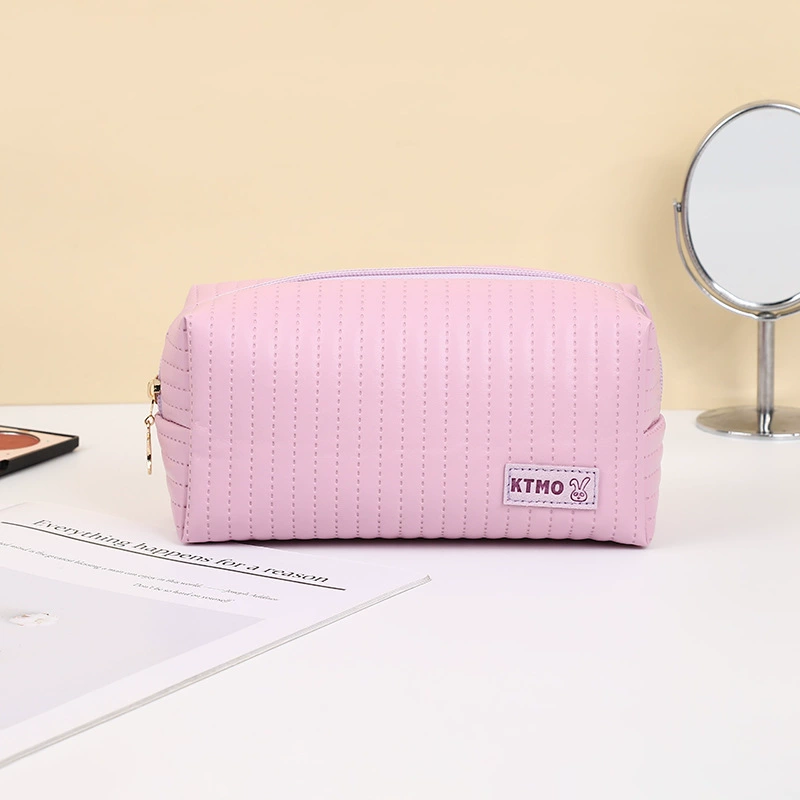 Polyurethane Cosmetic Bag, Handheld Waterproof Organizer, Spacious 24.2×19.6×3.6 cm