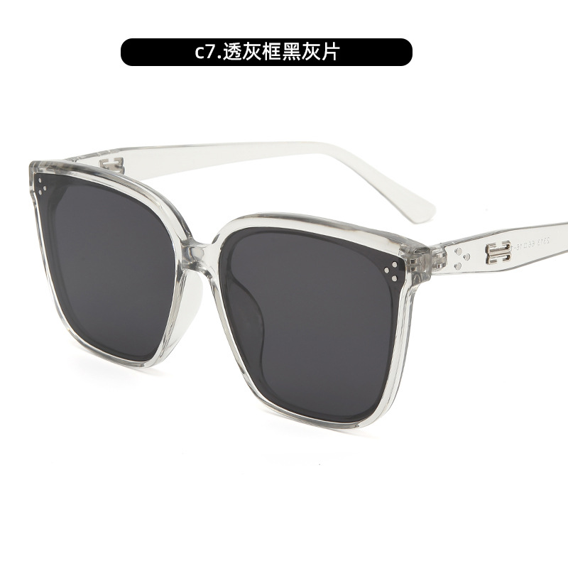 2024 nuevas gafas de sol de montura grande simple GM de moda retro anti-ultravioleta en vivo gafas de sol de sentido avanzado gafas de sol para mujer