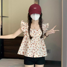 2025露脐小衫减龄女飞飞袖短袖短款雪纺法式夏装碎花泡泡袖新款