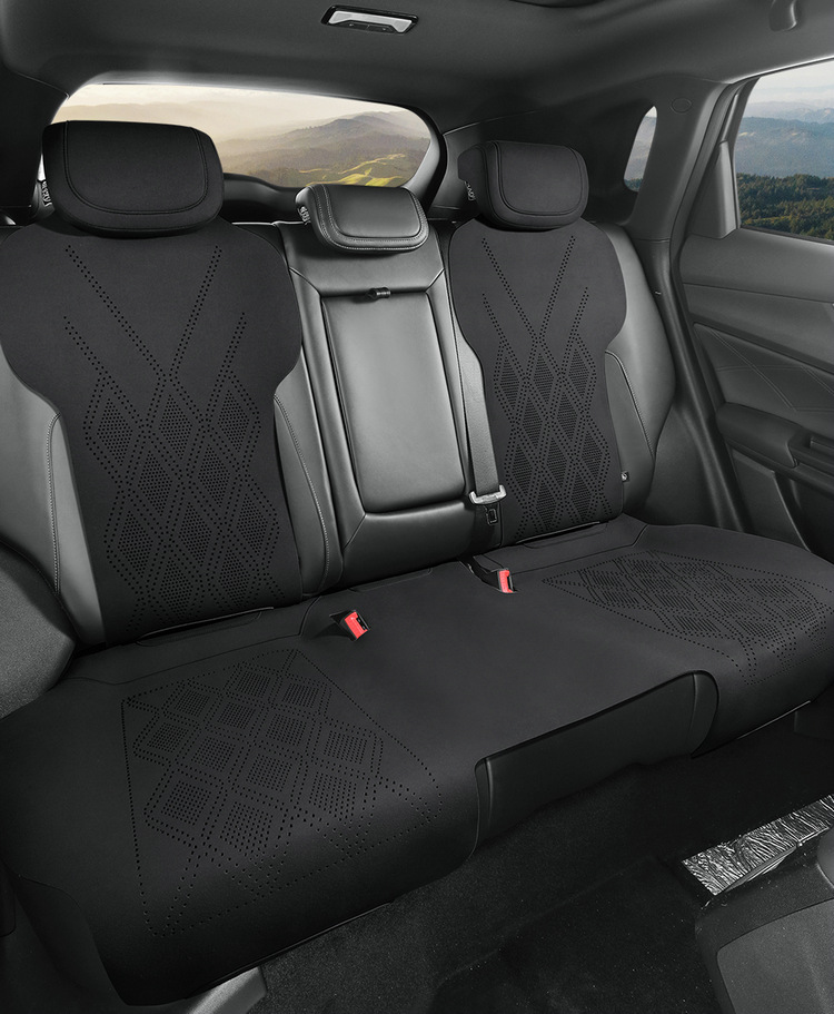 New car Changan CS55PLUS third-generation saddle pad small waist perforated interior car seat cushion four seasons