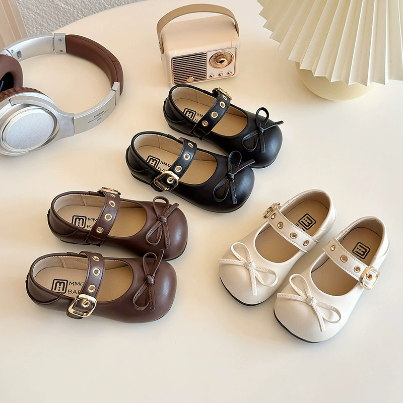 Детские туфли-принцессы 2025, новые весенне-осенние туфли для девочек с бантиком, кожаные туфли с мягкой подошвой, модные балетки для маленьких девочек