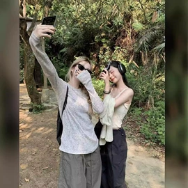 女式针织衫;女式T恤;吊带背心