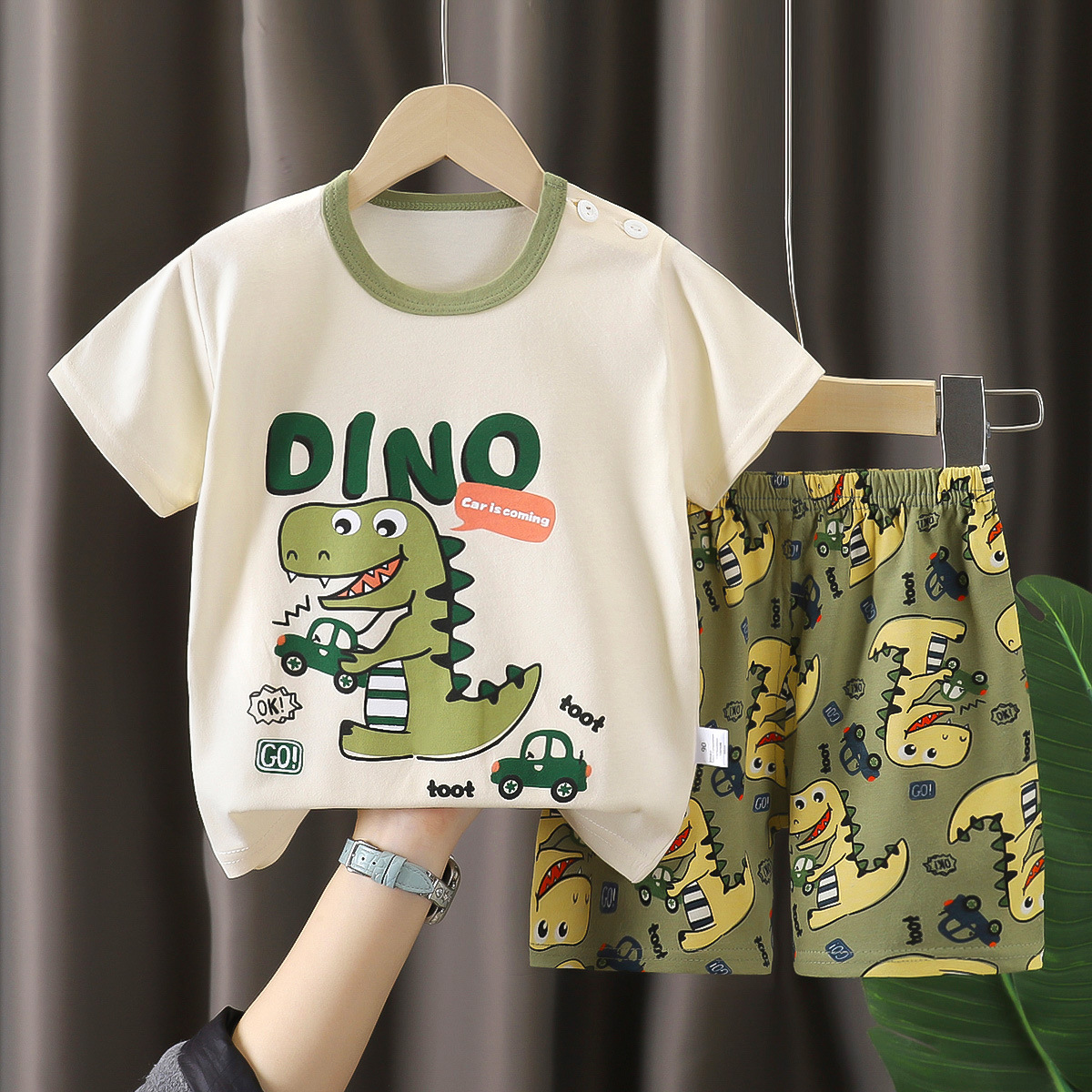 子供用半袖セット夏純綿男の子服薄いモデルの女の子tシャツ夏服赤ちゃん子供服
