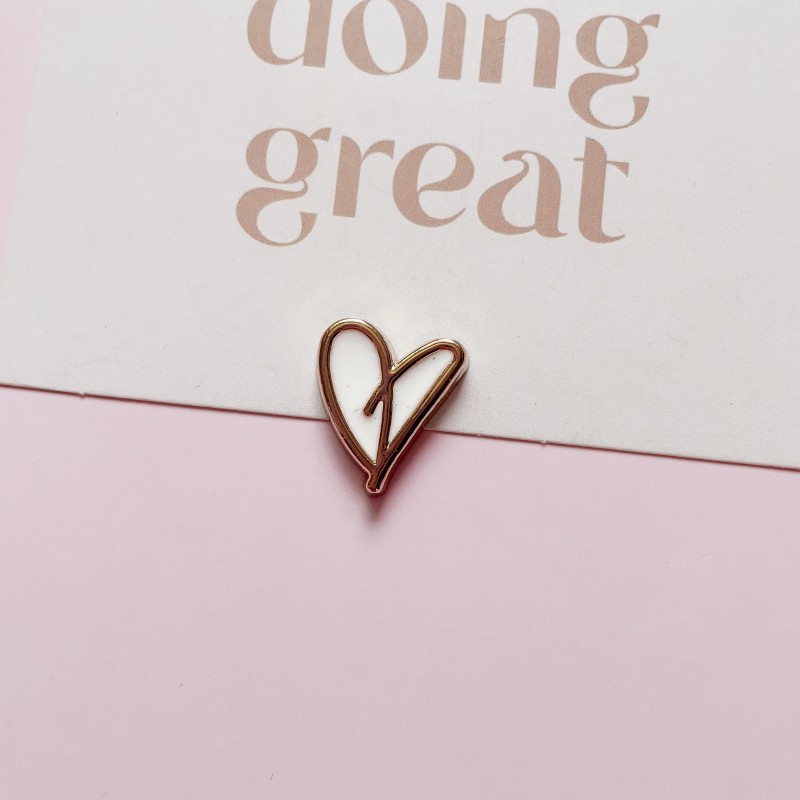 Accesorios de joyería de bricolaje de fragancia pequeña clásica gota aceite conejo amor flor parche de resina teléfono móvil banda de goma material de hebilla de zapato