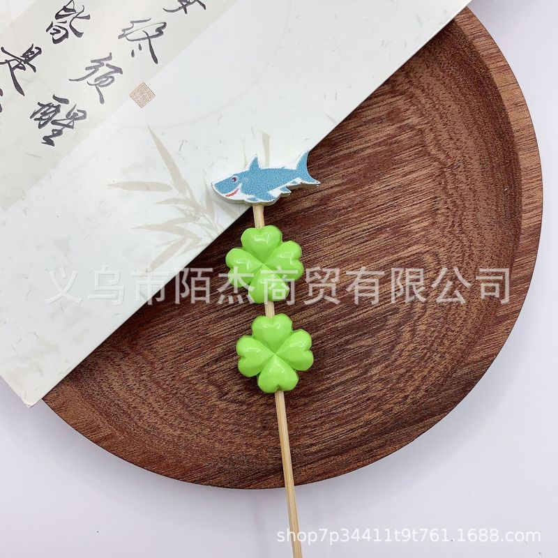 新しいソリッドカラーアクリル 14 ミリメートルストレートホール愛四つ葉のクローバー DIY ネックレス携帯電話チェーンビーズルースビーズジュエリーアクセサリー|undefined