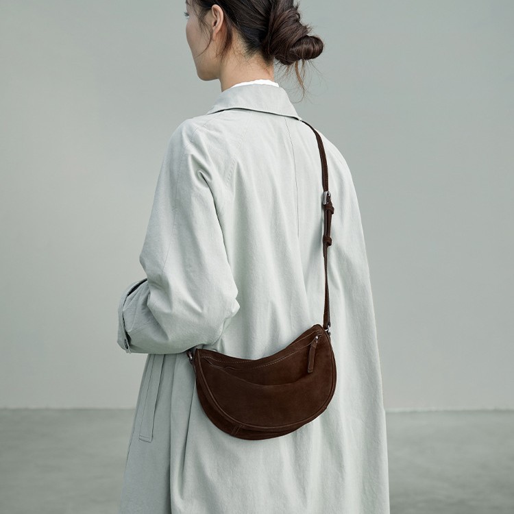 Vegetable Tanned Top Grain Cowhide Casual Crescent Bag Retro Genuine Leather Small Bag Simple Versatile Shoulder Crossbody Bag For Women - Thumbnail 4
