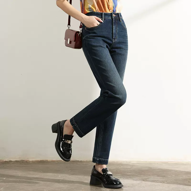 厂家直销新款显瘦修身九分小直筒裤复古洗水显高烟管牛仔裤女百搭