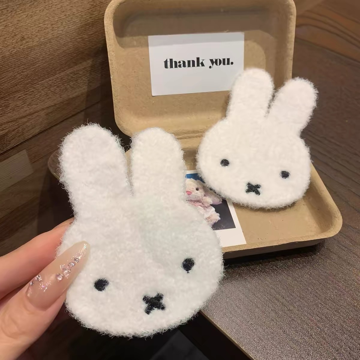 Plush cartoon rabbit hair clips, cute little white rabbit bangs and side hair clips, hair accessories for girls