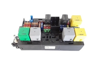 Car fuse box suitable for Mercedes-Benz W164 RGLML CLASS R350ML350 A1645403572