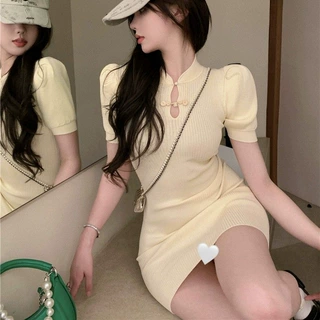 新款夏季甜辣风泡泡袖盘扣针织连衣裙女紧身收腰包臀短裙跨境批发