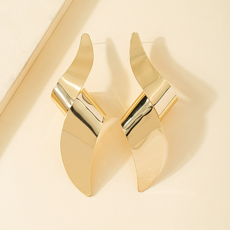 Europa y América transfronteriza moda espiral de gran tamaño exagerada textura suave desgaste temperamento Internet celebridad mismo estilo Qingdao venta al por mayor