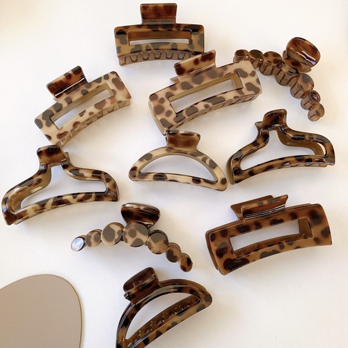 French retro leopard print shark clip large hair clip back of the head Korean hair clip feminine girl hair accessories
