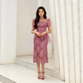 连衣裙;女式T恤;时尚休闲套装