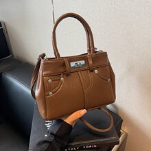 �羳�����OӋ���·��ڴ�����ܛ��С�����ﶬ�¿�r�Іμ�б�����