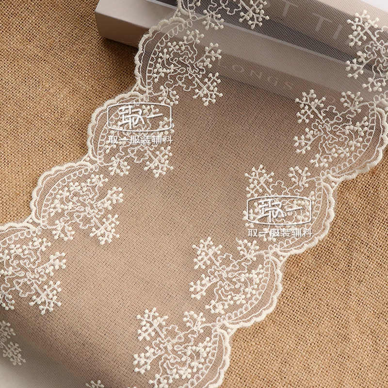 15cm Snowflake Symmetrical Mesh Lace Wave Skirt Lace Embroidery Bow Scrunchie Clothing Accessories and Materials