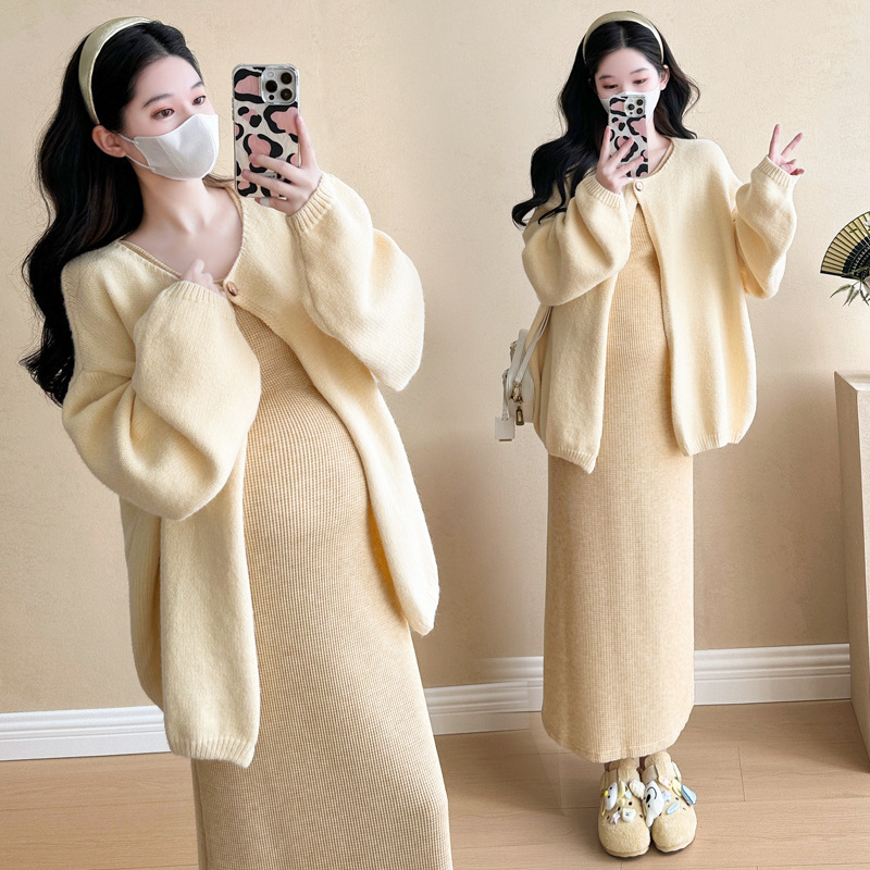 孕妇秋季套装潮妈新款时尚洋气孕妈穿搭连衣裙遮肚时髦两件套秋冬|undefined