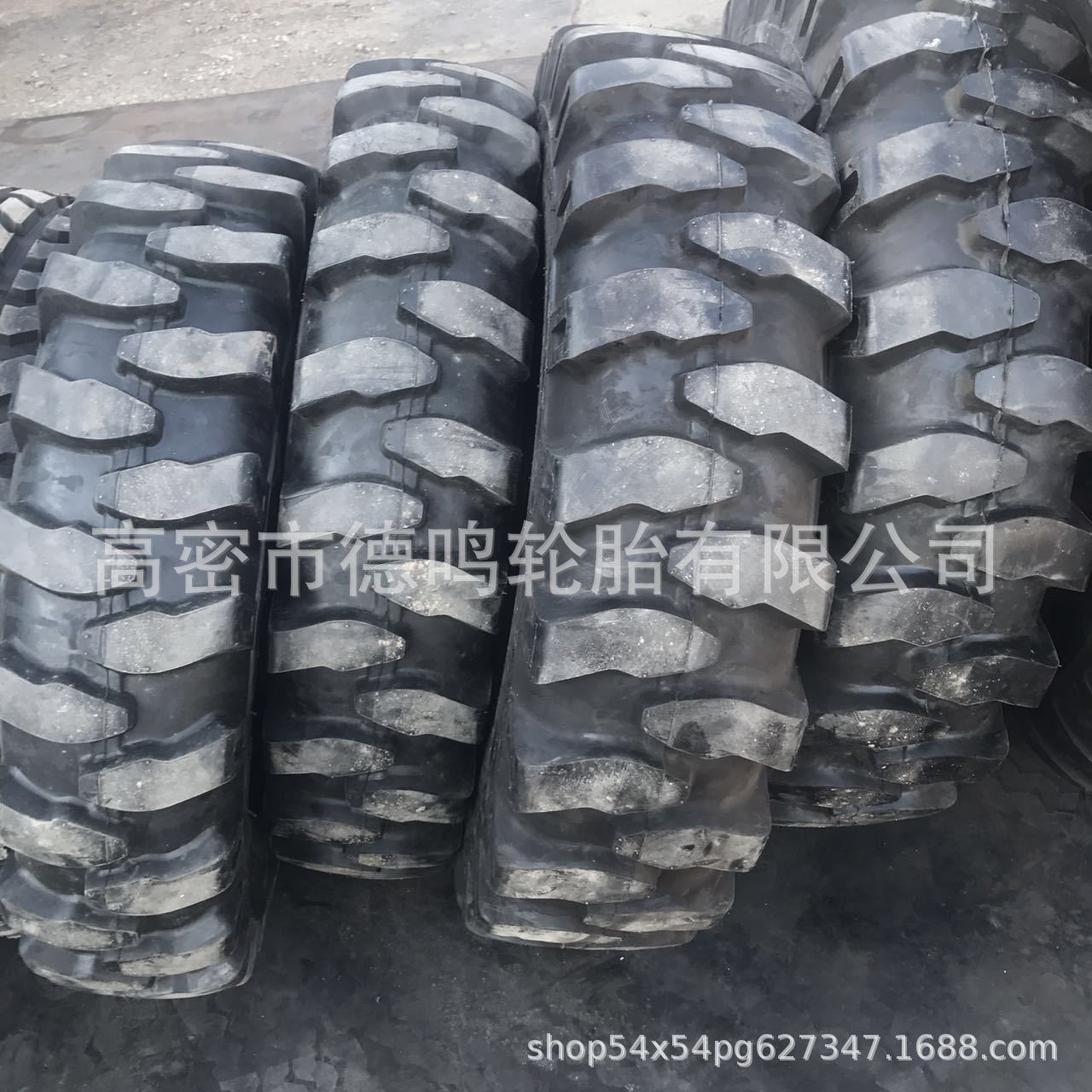 Neumático de rodillo de suministro 900-20 neumático de maquinaria de ingeniería 1100-20