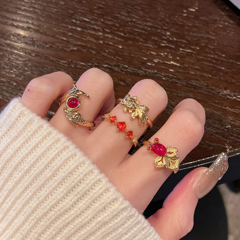 新款錦鯉小金魚中古法式復古小眾開口戒指女設計時尚精緻個性配飾